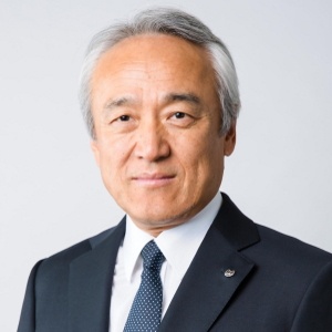 DR. ISAO KURAUCHI